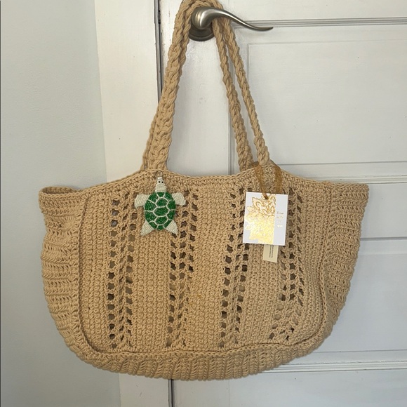 ⭐️NWT  India Woven Beaded Tote ⭐️ - Picture 1 of 7